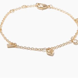 Elegant Gold Chain Bracelet